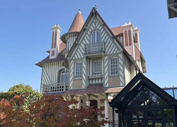 Villa Augeval Hotel De Charme & Spa Deauville